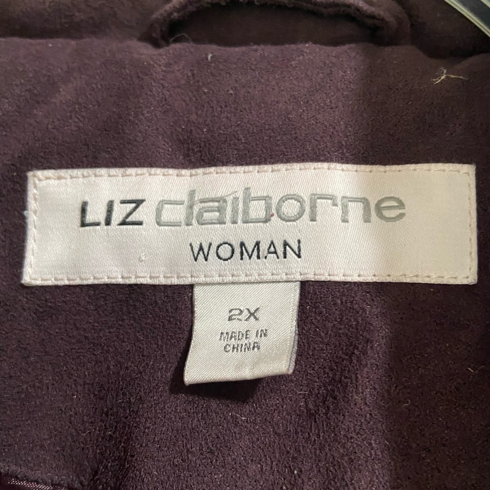 Womens Dark Purple quilted double zipper front long coat. - Picture 5 of 7